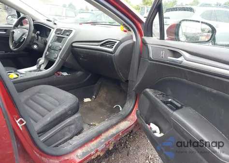 2014 Ford Fusion Se z USA, uszkodzony, nr VIN 3FA6P0H70ER134396